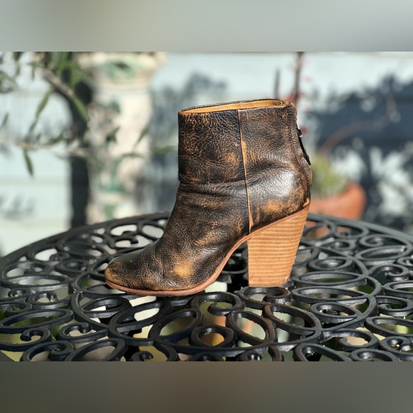 Rag & Bone — Classic Newbury Distressed Brown Leather Boots - Picture 6 of 9